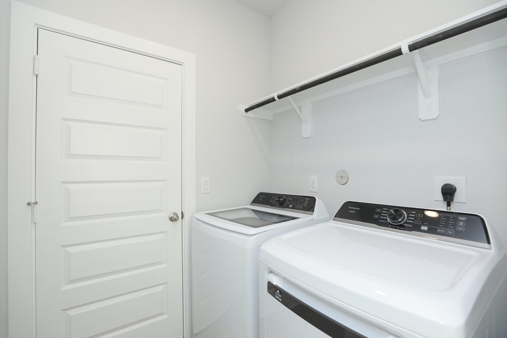 8462 Sweet Cherry Lane - Photo 6