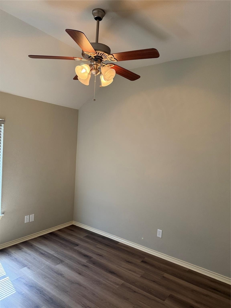 6914 Sunflower Grove Drive - Photo 32