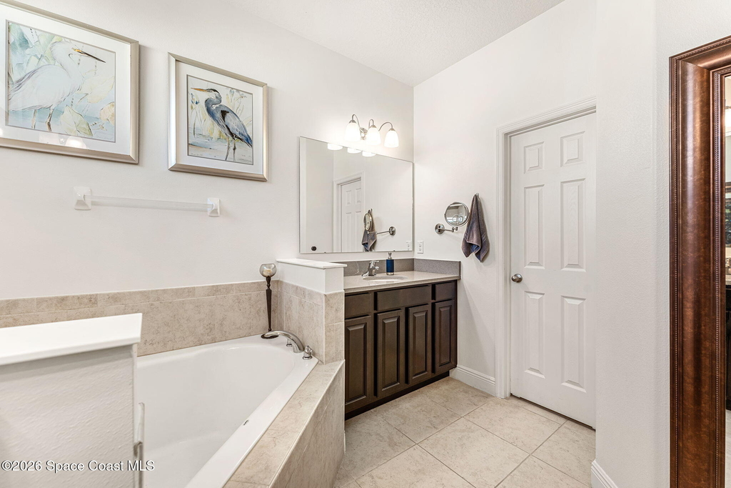 6435 Montserrat Drive - Photo 32
