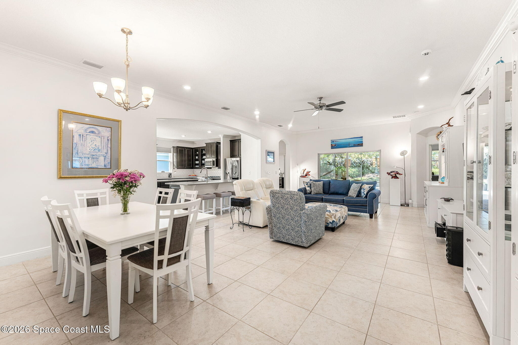 6435 Montserrat Drive - Photo 8