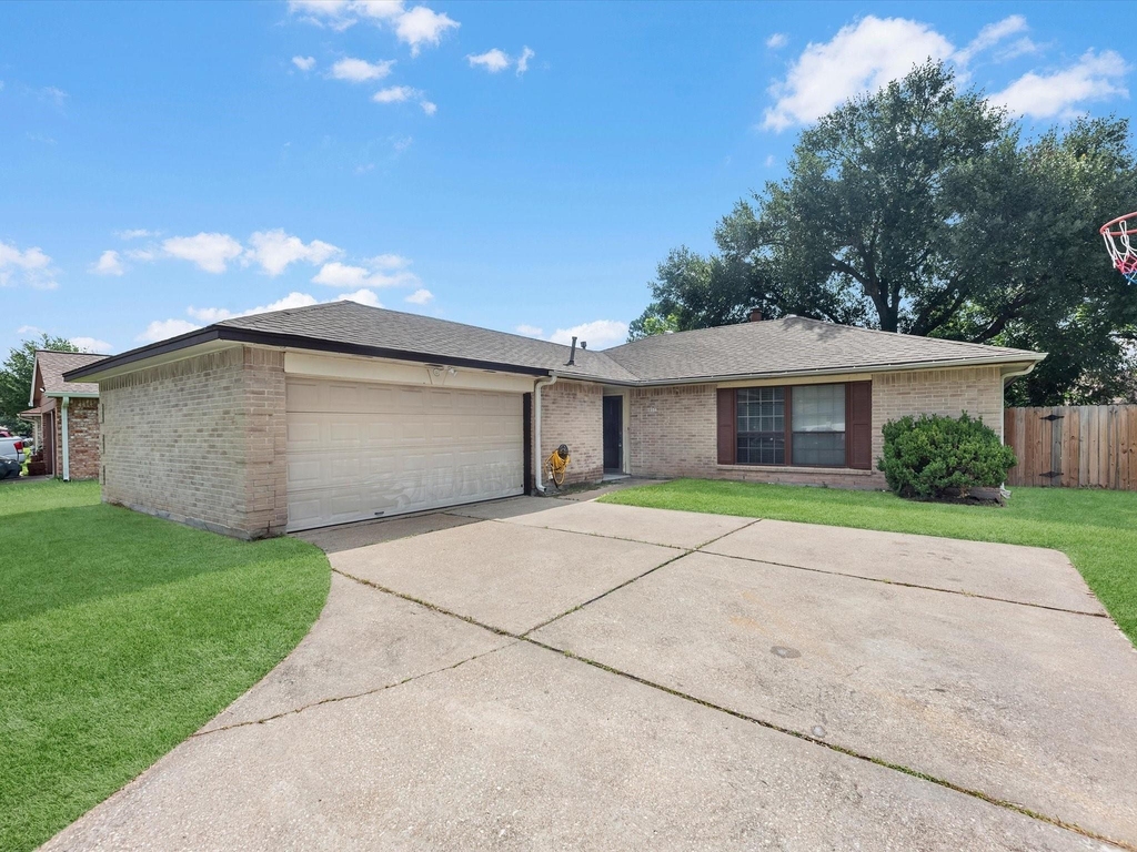 7234 Lost Fable Lane - Photo 0