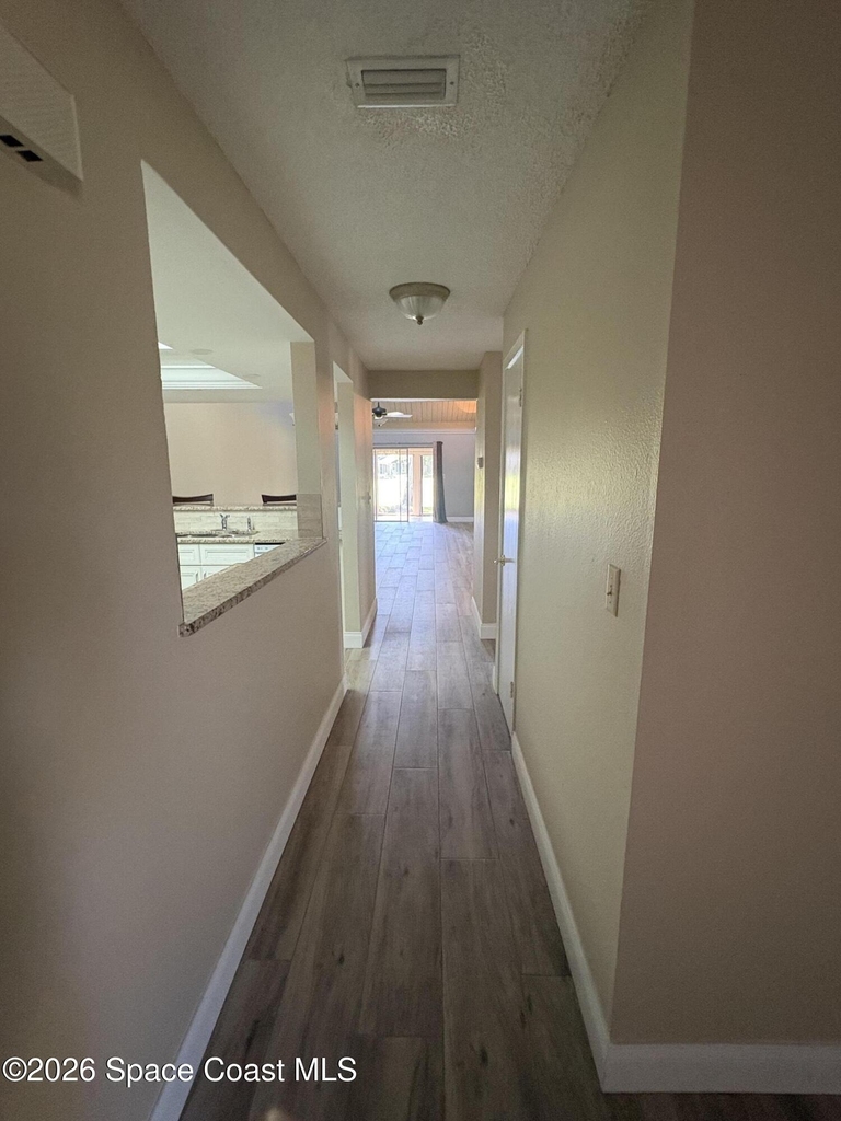215 Augusta Way - Photo 3