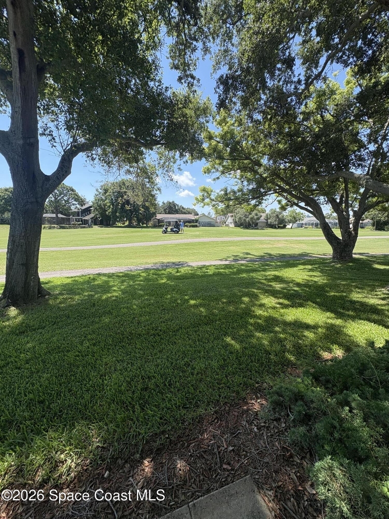 215 Augusta Way - Photo 20