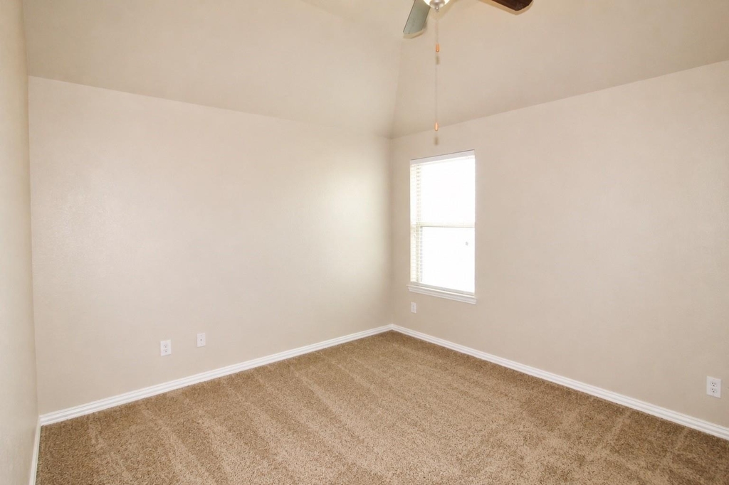 7703 Reflection View Lane - Photo 12