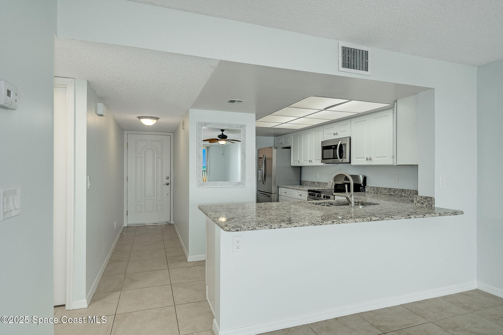 1860 N Atlantic Avenue - Photo 9