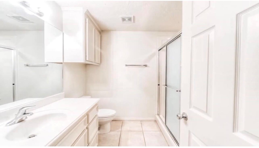 614 Foster Street - Photo 14