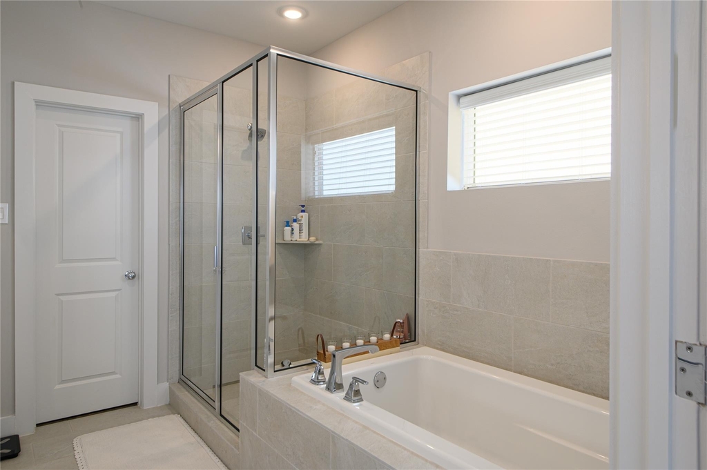 1274 N Post Oak Road - Photo 13