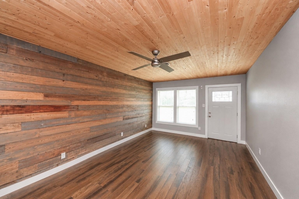 711 Kalmer Street - Photo 8