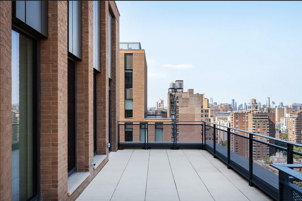 West 28th Street - Photo 4