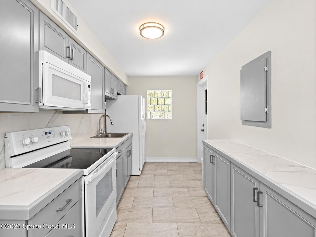 1630 S Atlantic Avenue - Photo 8