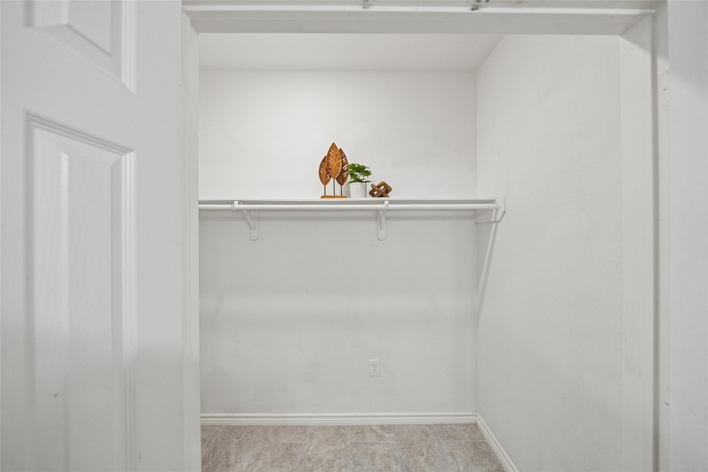 396 Westchase - Photo 20