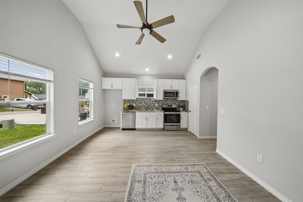 396 Westchase - Photo 6