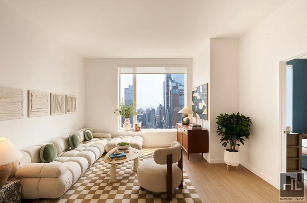 10th Avenue - Photo 0