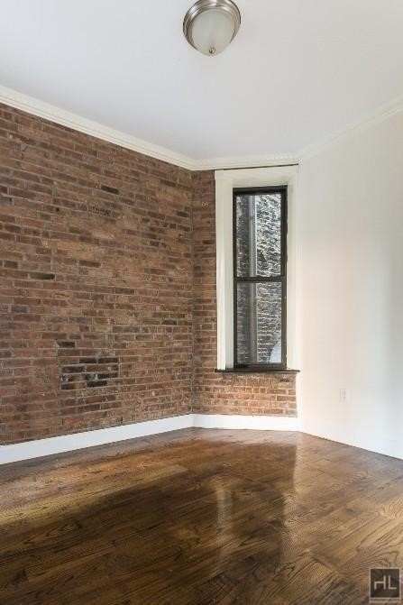W 103rd St. - Photo 4