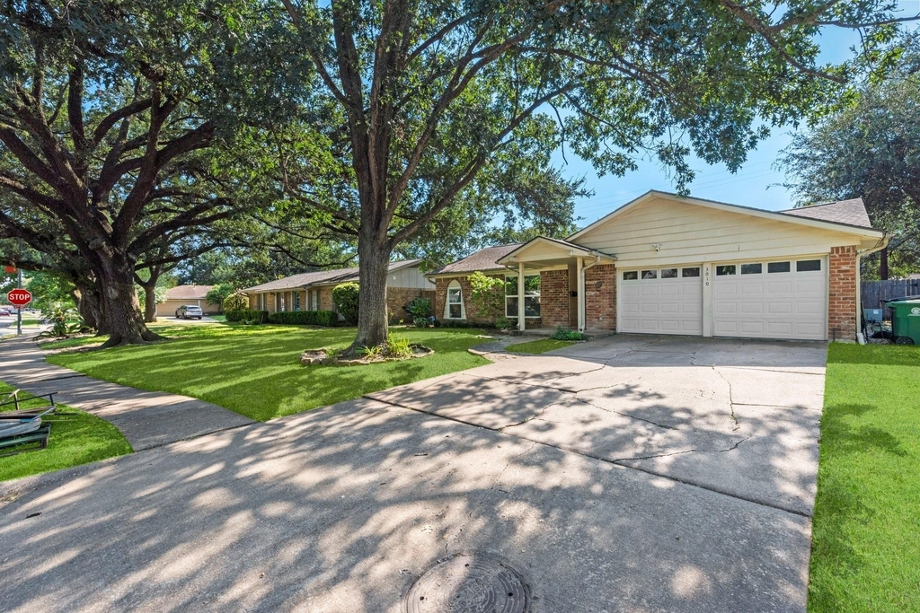 3010 Westerland Drive - Photo 3