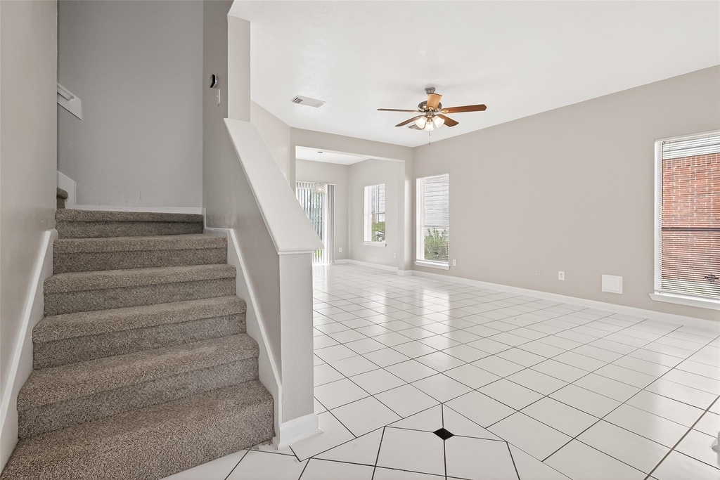 4018 Timber Corner - Photo 3