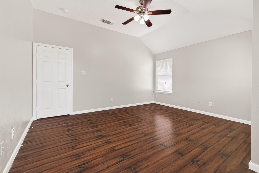 4018 Timber Corner - Photo 18