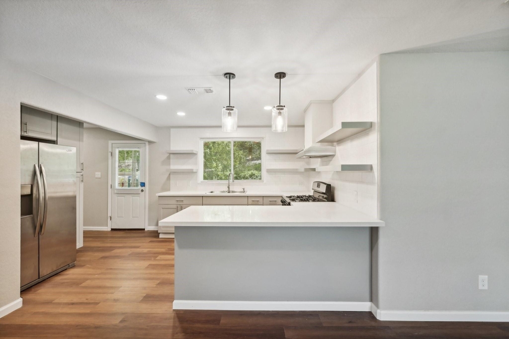 317 Redwood Street - Photo 14