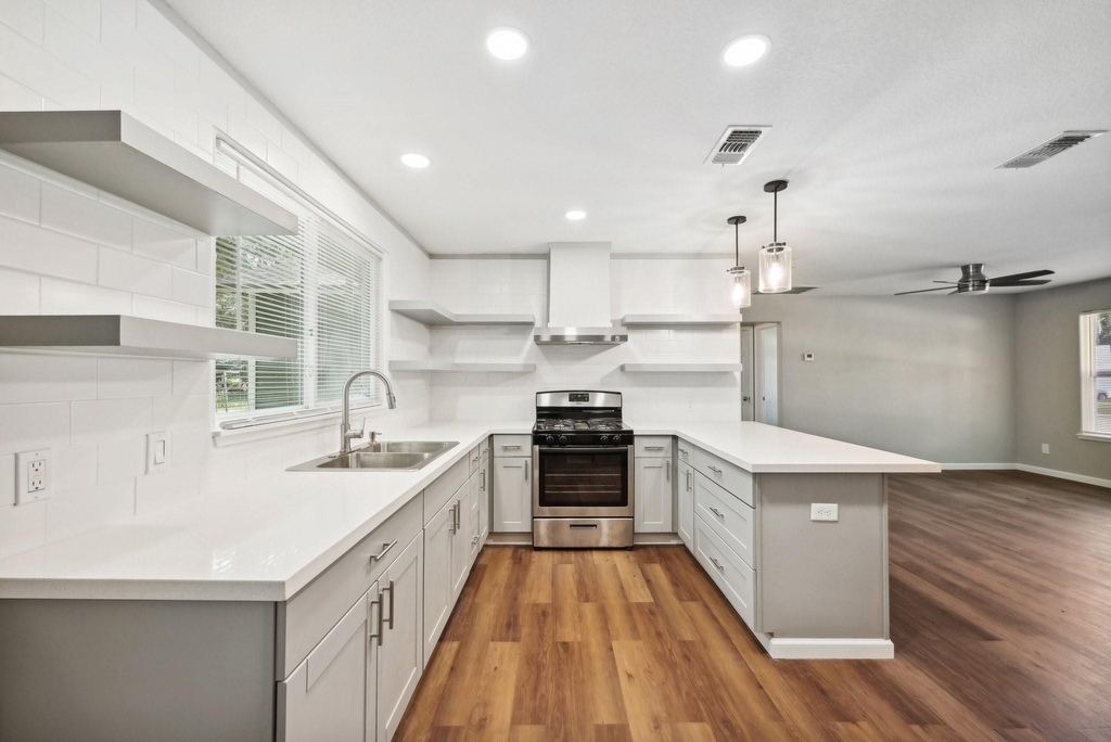317 Redwood Street - Photo 11