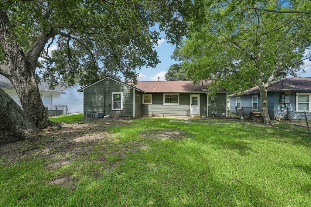 317 Redwood Street - Photo 31