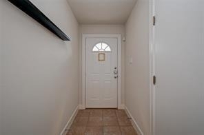 8715 Meadowcroft Drive - Photo 3