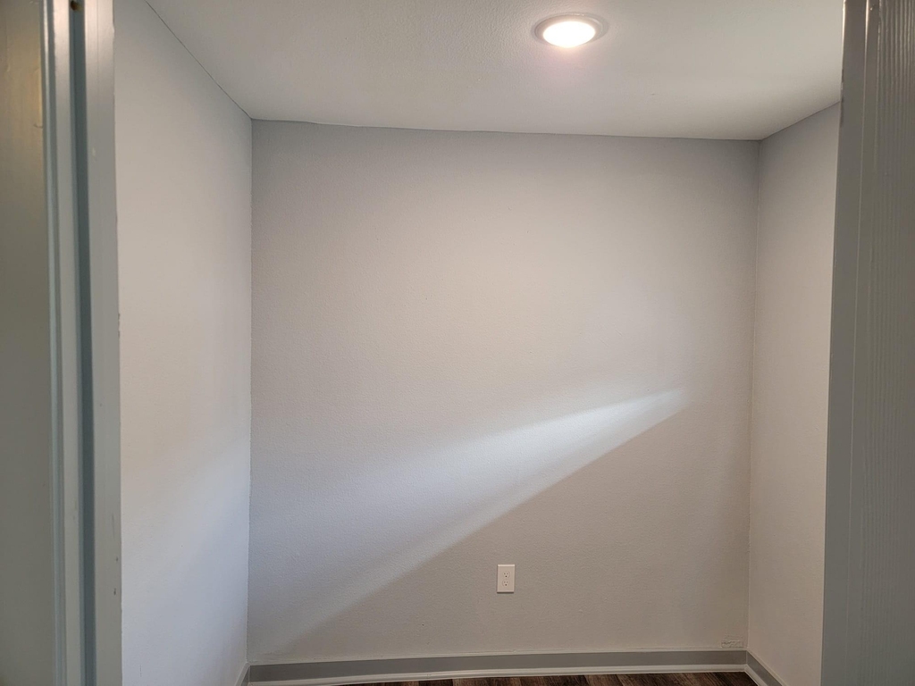 10209 Wiggins Street - Photo 7