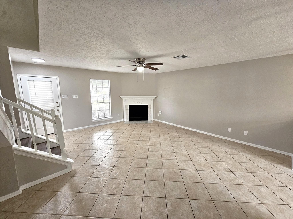17303 Saturn Lane - Photo 3