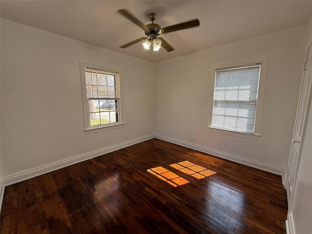 565 24th Street - Photo 13