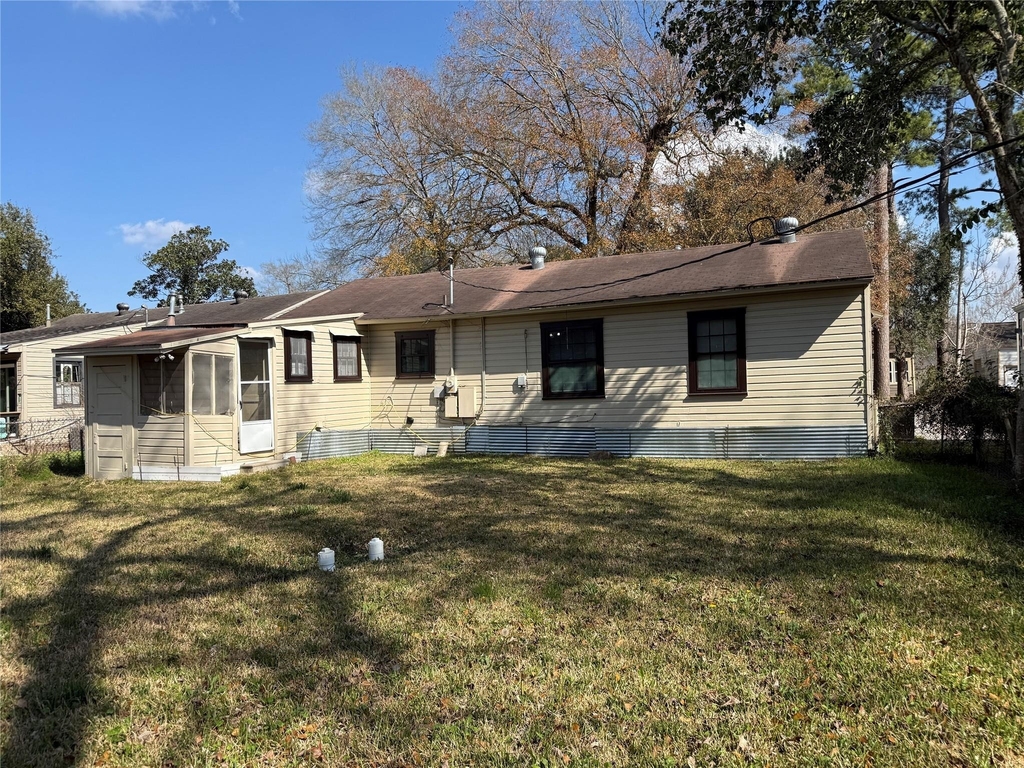 565 24th Street - Photo 6