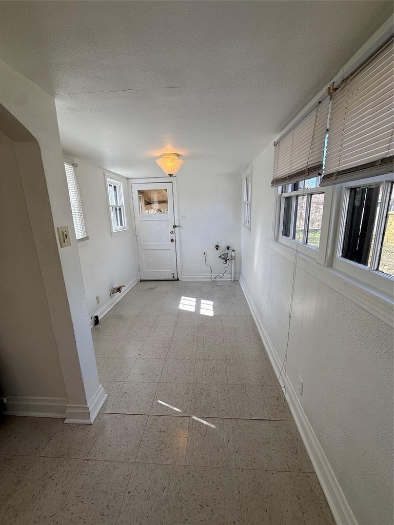 565 24th Street - Photo 22