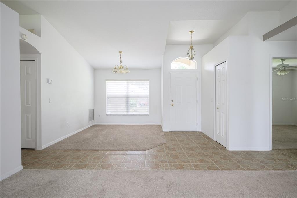 1712 Arash Circle - Photo 7