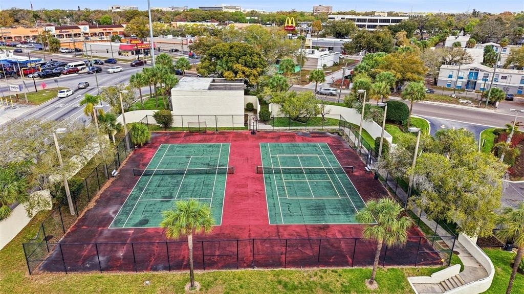2424 W Tampa Bay Boulevard - Photo 24