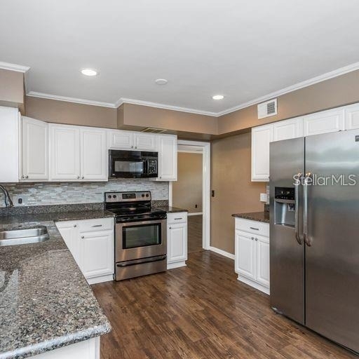 2608 Oakwood Drive - Photo 3