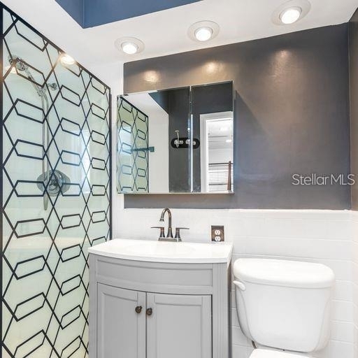2608 Oakwood Drive - Photo 4