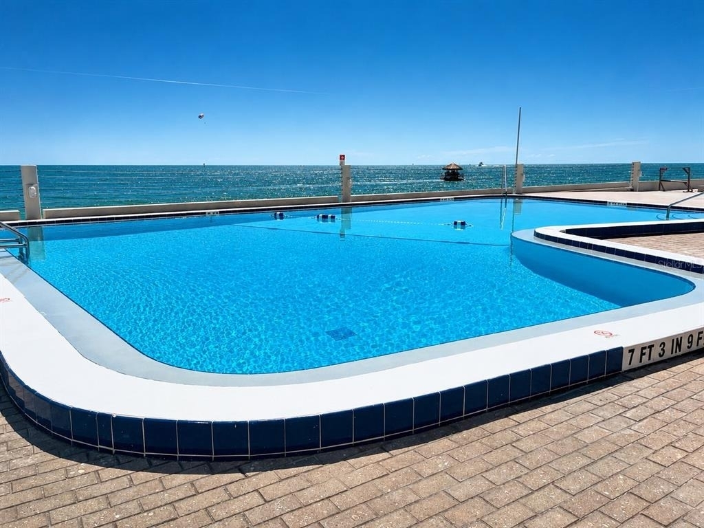 450 S Gulfview Boulevard - Photo 4