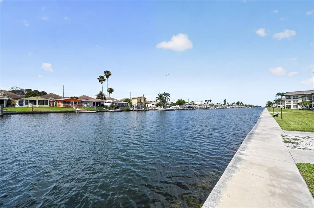 4758 Jasper Drive - Photo 2