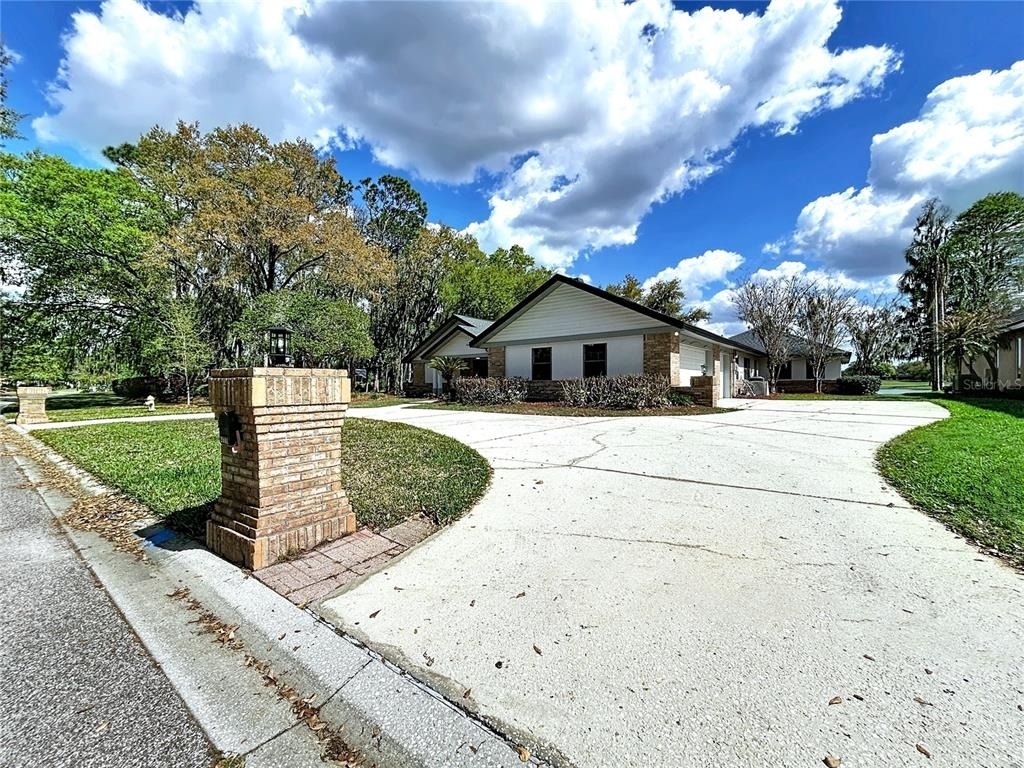 2881 Hammock Drive - Photo 4
