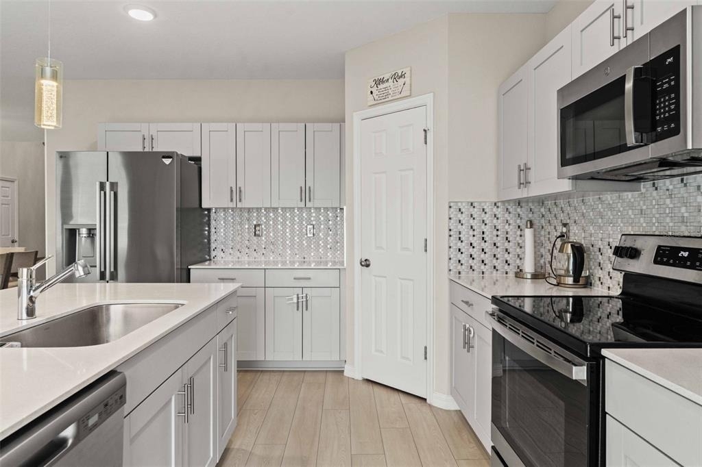 7512 Wallflower Trail - Photo 17
