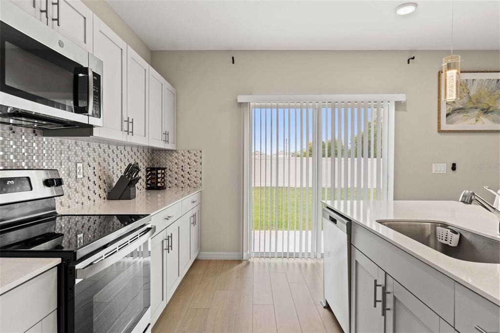 7512 Wallflower Trail - Photo 19