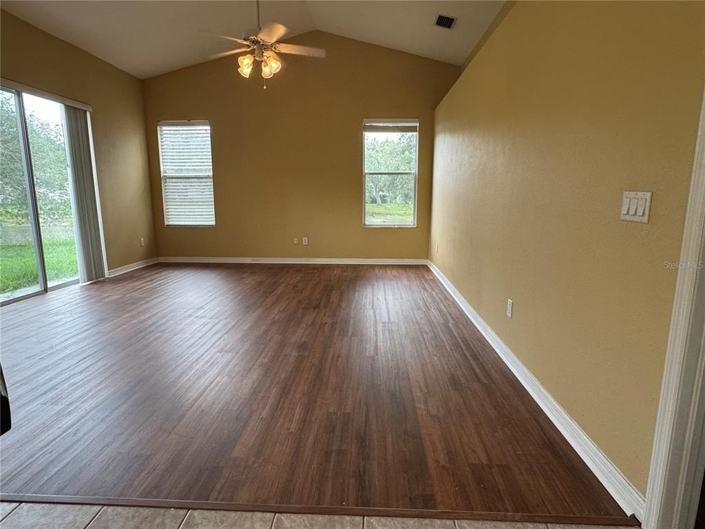 10207 Quails Landing Avenue - Photo 16
