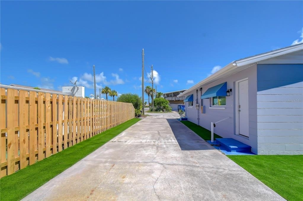 190 73rd Avenue - Photo 12