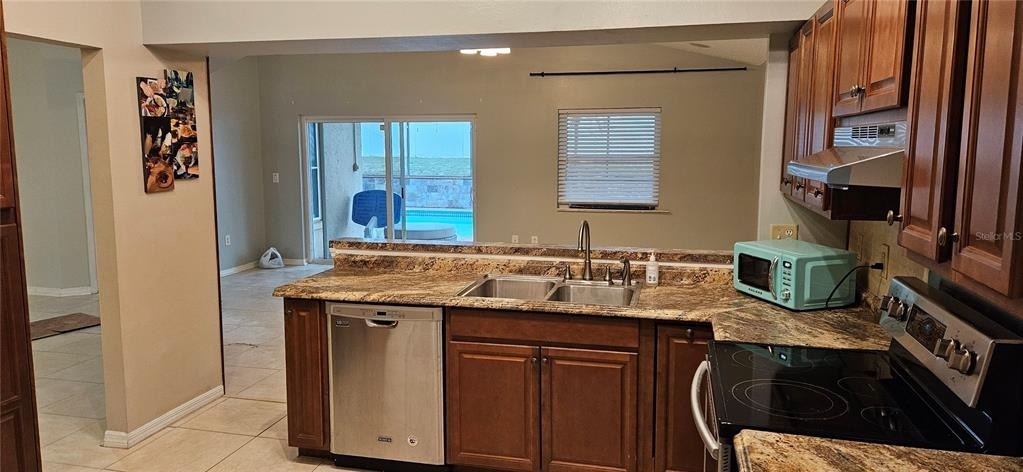 3186 Bentley Drive - Photo 7