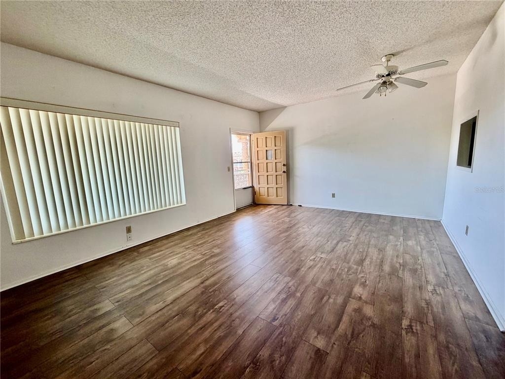 2466 Ecuadorian Way - Photo 4