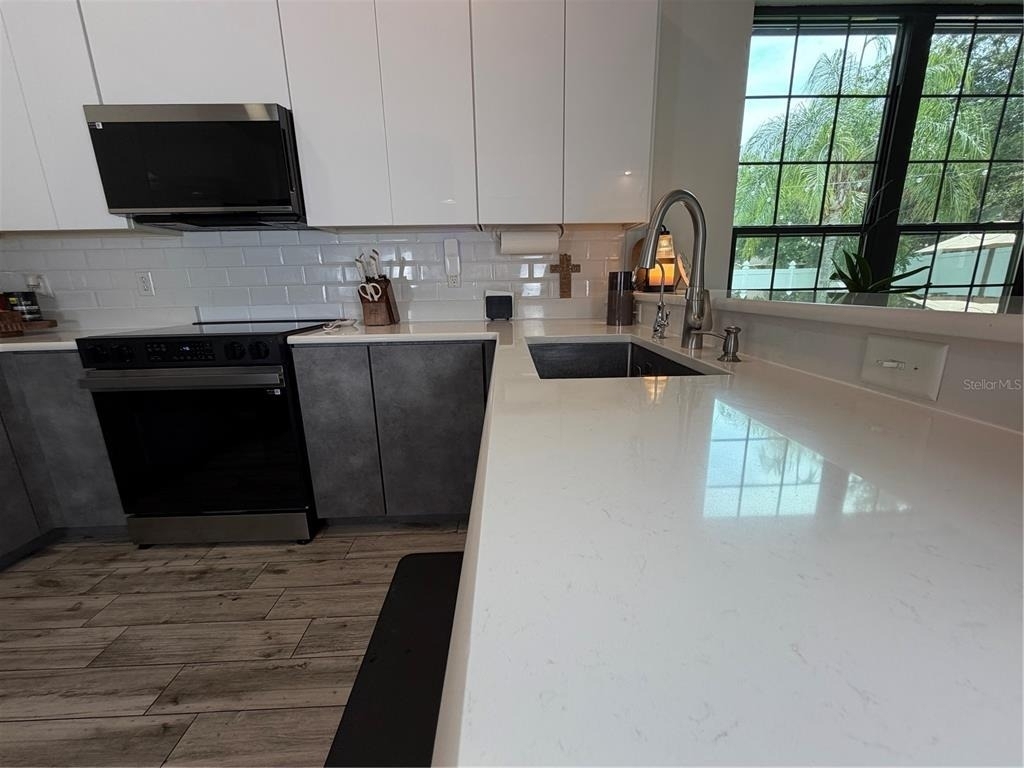 9305 Green Dragon Street - Photo 13