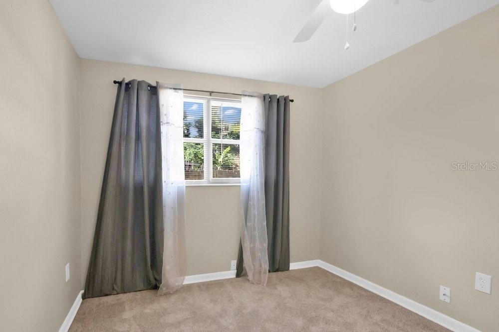 218 Dennis Avenue - Photo 5