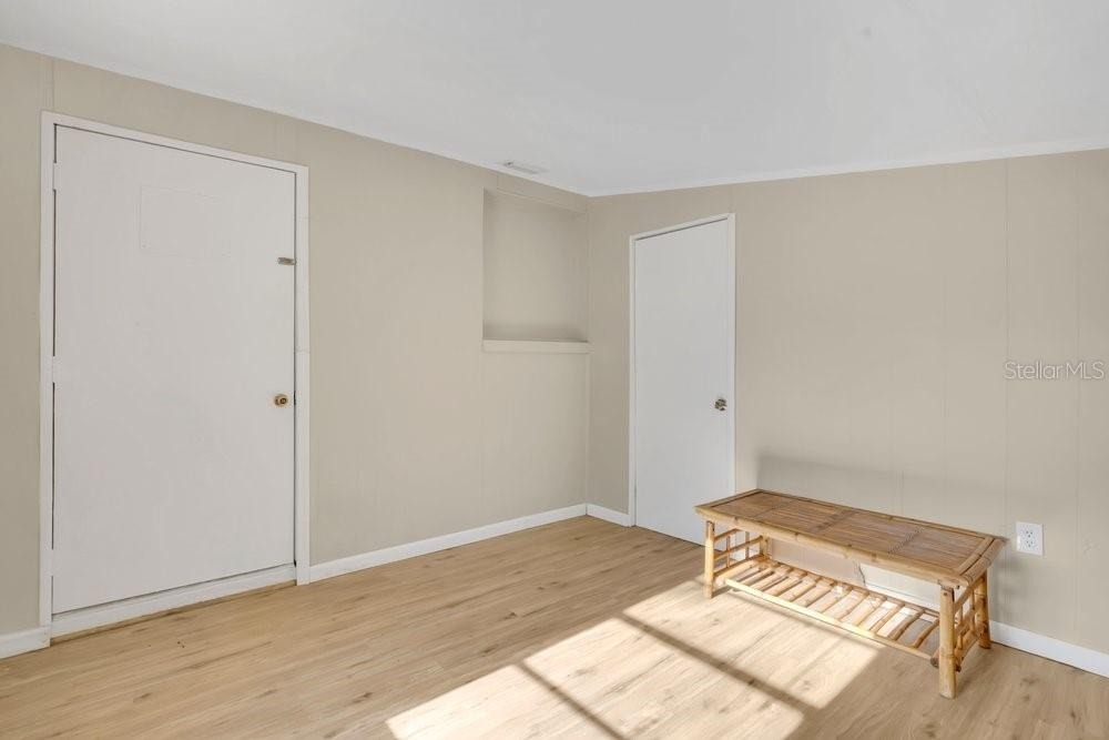 218 Dennis Avenue - Photo 4