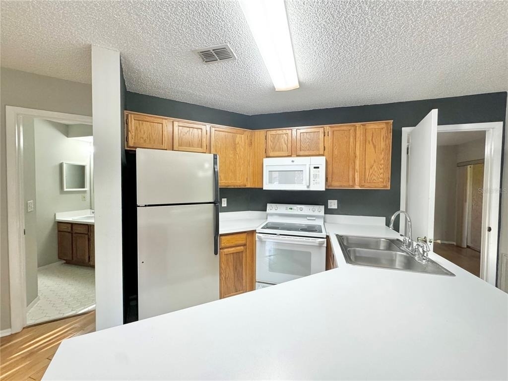8302 Waterview Way - Photo 7
