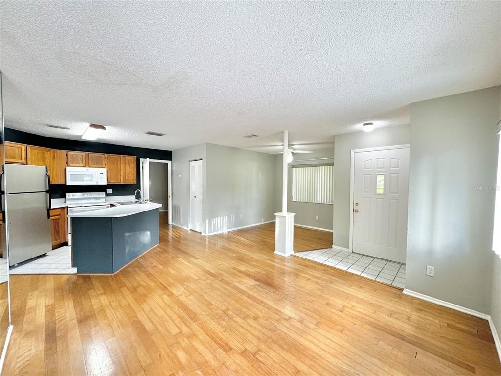 8302 Waterview Way - Photo 5