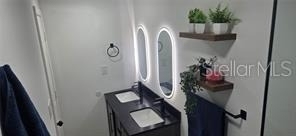 1152 Ne 9 Street - Photo 5
