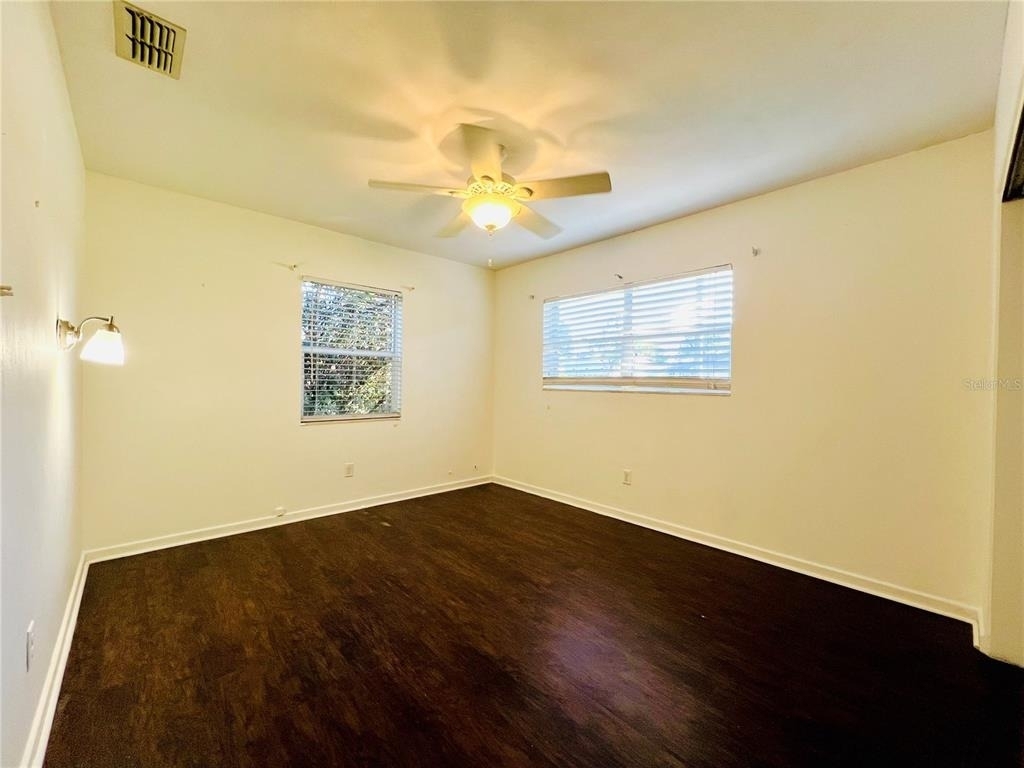 501 Avenue G Se - Photo 8